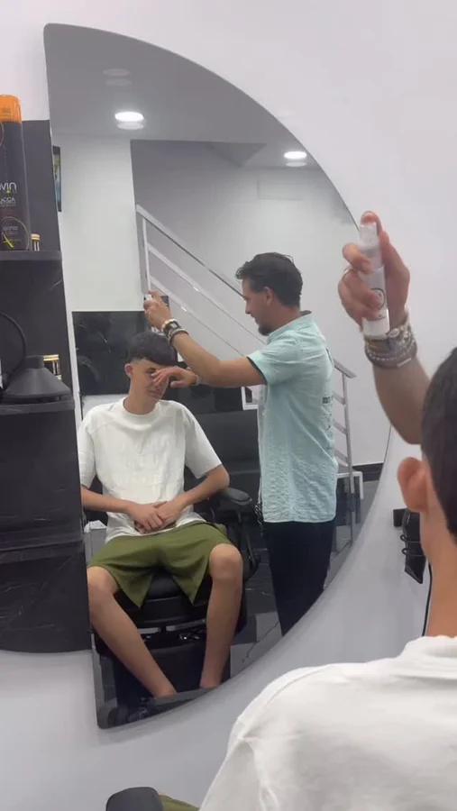 Video: styling e finish del taglio